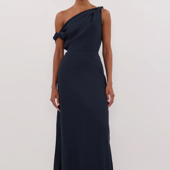 midi dress with draped detail Black Draped Midi Dress XL / 10 / Black